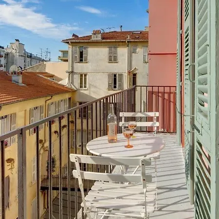 Place Massena Location Place Massena * Nizza
